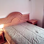 Charming With Shared Pool Apartment