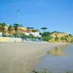 Charming With Shared Pool Apartment Albufeira