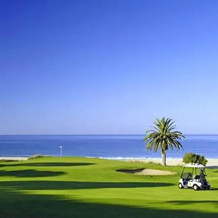 Charming In With Shared Pool Apartment *