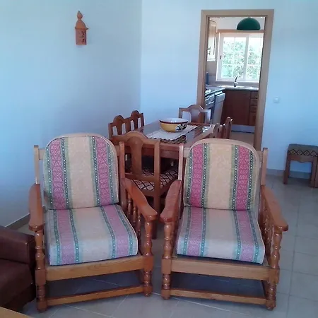 Charming In With Shared Pool Appartement