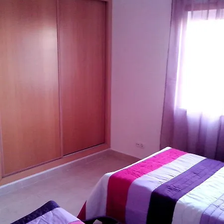 Appartement Charming In With Shared Pool